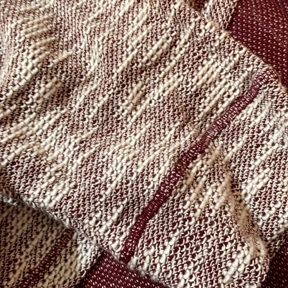 BNWT Karen Scott 1X Sweatshirt 3/4 Sleeve (White&Merlot) - Picture 6 of 7